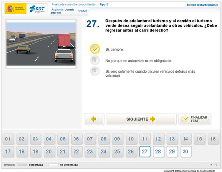 ¿Aprobarías el examen teórico de tráfico? Comprobémoslo