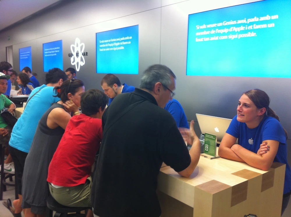 Foto de Inauguración Apple Store La Maquinista (73/93)