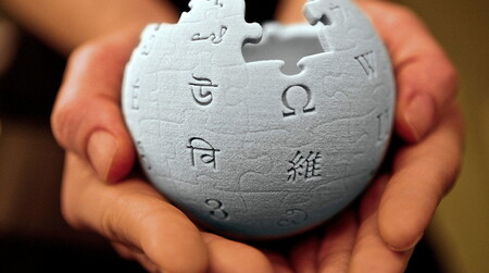 Wikipedia cuenta con 300 millones de dólares y ha roto sus previsiones de donaciones… pero te sigue pidiendo que dones