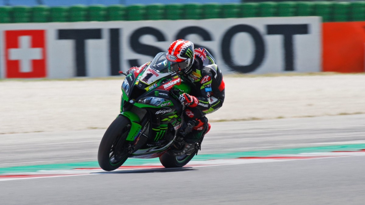 Jonathan Rea aprovecha otra caída de Álvaro Bautista para ganar en Misano y ponerse a 16 puntos
