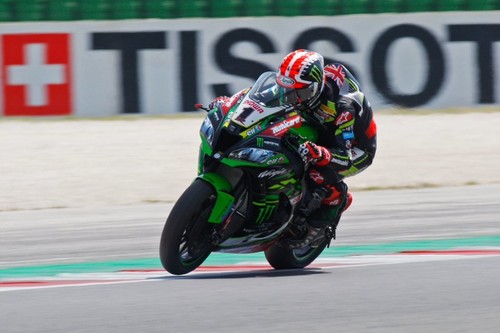 Jonathan Rea aprovecha otra caída de Álvaro Bautista para ganar en Misano y ponerse a 16 puntos