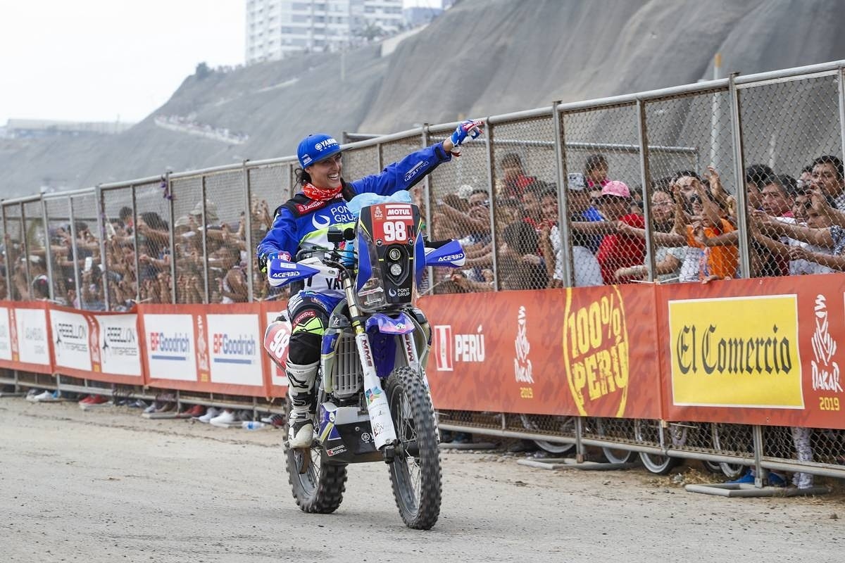 Entrevistamos a Sara García: "Queda poco del verdadero espíritu del Dakar"