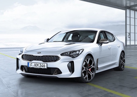 KIA Stinger: Precios, versiones y equipamiento en México