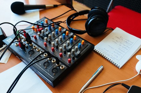 El número de podcasts ha crecido un 129.000% en la última década: un informe de Stitcher ofrece datos alucinantes de esta industria