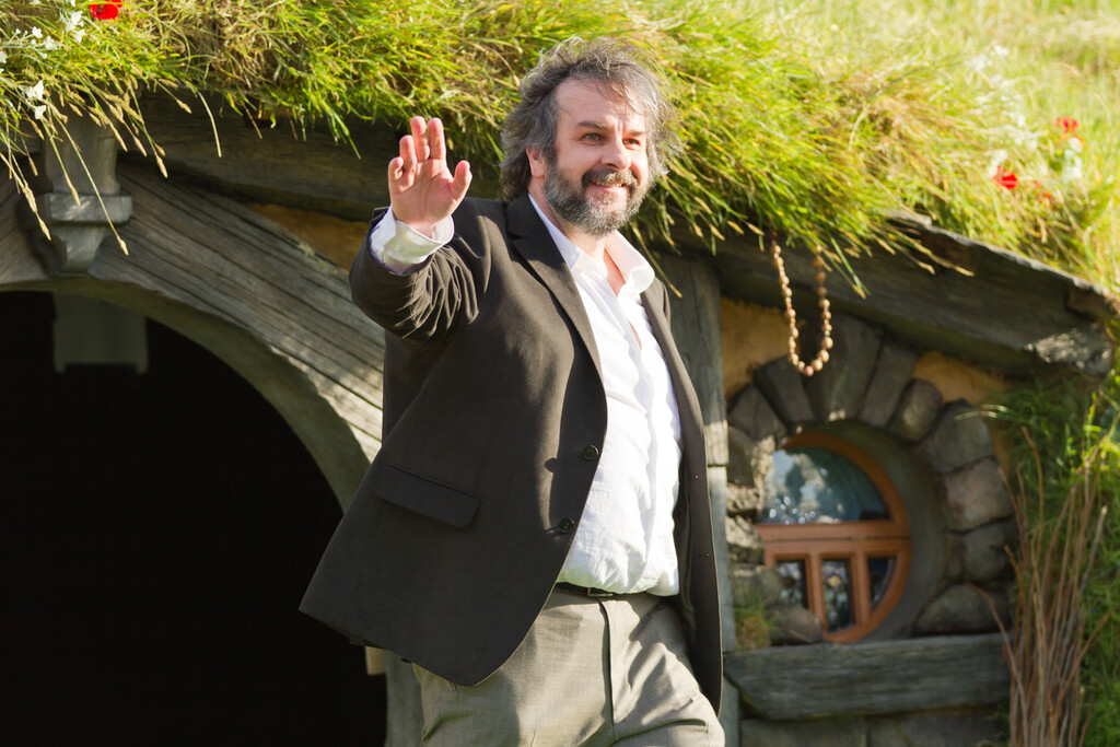 Peter Jackson no solo dirigió las películas de 'El Señor de los Anillos'. También aparece en todas durante unos segundos