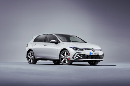 Nuevo Volkswagen Golf GTE: un híbrido enchufable con 60 km de autonomía y tan potente como el Golf GTI