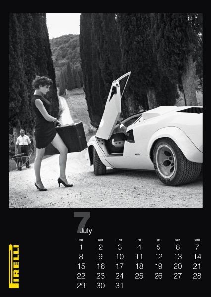 Pirelli presenta su nuevo calendario para 2014 con fotografías de ... Helmut Newton