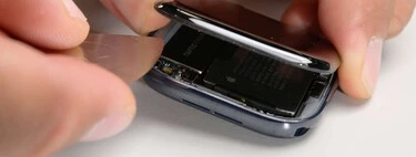 Han desmontado el Apple Watch Series 12 y el Ultra 4. Abrirlos sigue siendo un suplicio 