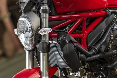 Ducati Monster 821