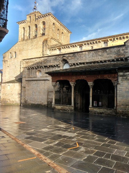 Pueblo Montana Rural Medieval Patrimonio Espana Viajes Escapadas Georgina Rodriguez