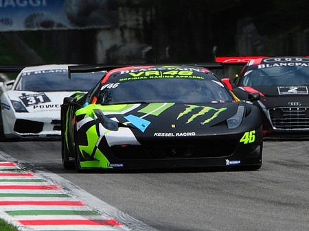Valentino Rossi volverá a competir con un Ferrari 458 Italia