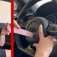 Ni panetone ni roscón, el mejor postre para esta Navidad es comerte el volante de un Audi RS 6