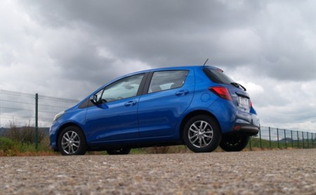 Toyota Yaris 90d 5p Active Prueba 04