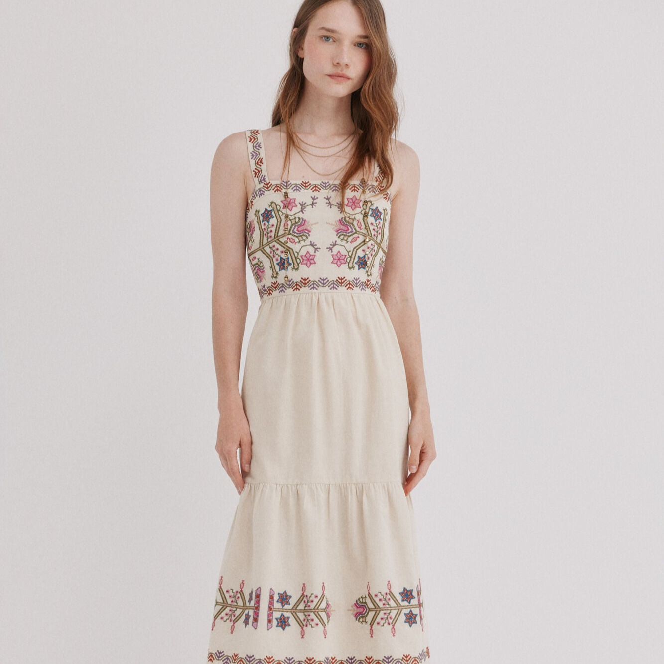  Hoss Intropia
Arianna.Vestido midi