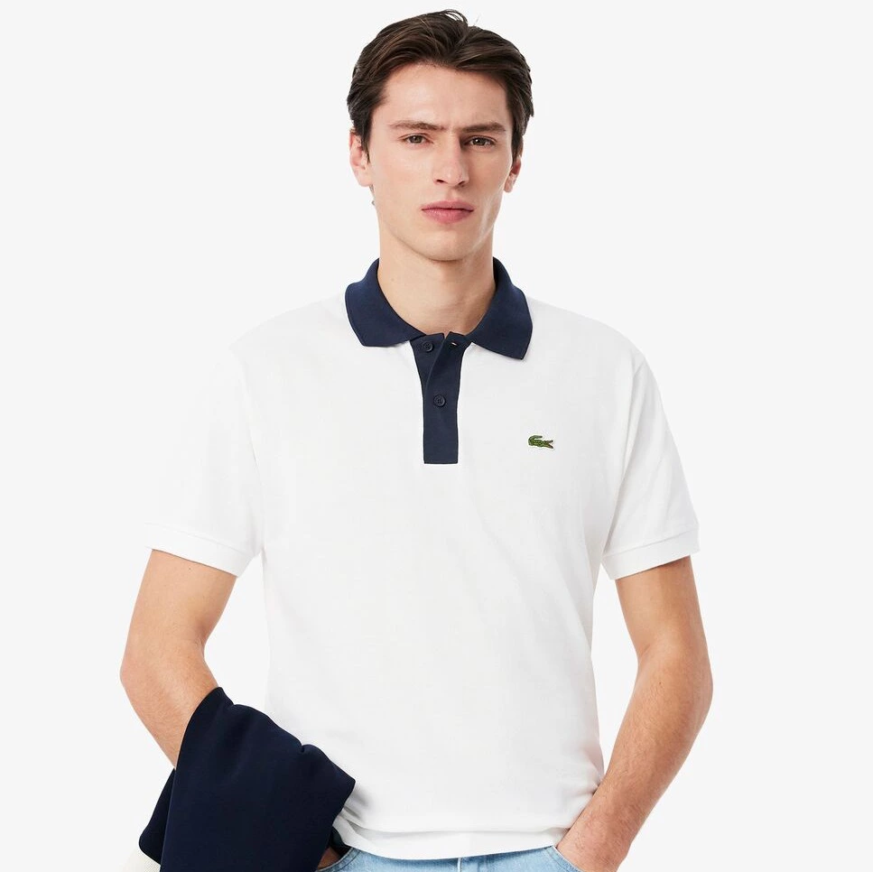 Polo de hombre de corte clásico con cuello en contraste de manga corta


