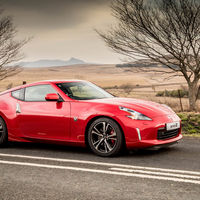 El nuevo Nissan Z retorna a sus raíces, con diseño retro y motor V6 biturbo