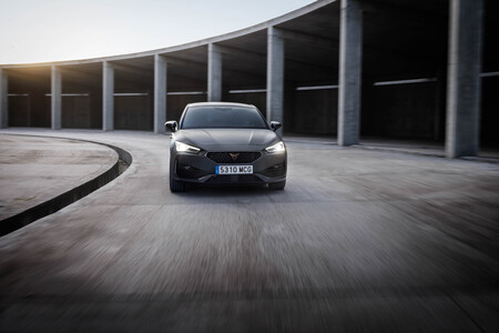 CUPRA León eTSI Prueba Contacto 46