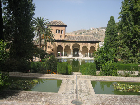 Ya se puede acceder a la Alhambra por la Cuesta de los Chinos