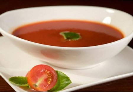 Sopa de tomate para niños