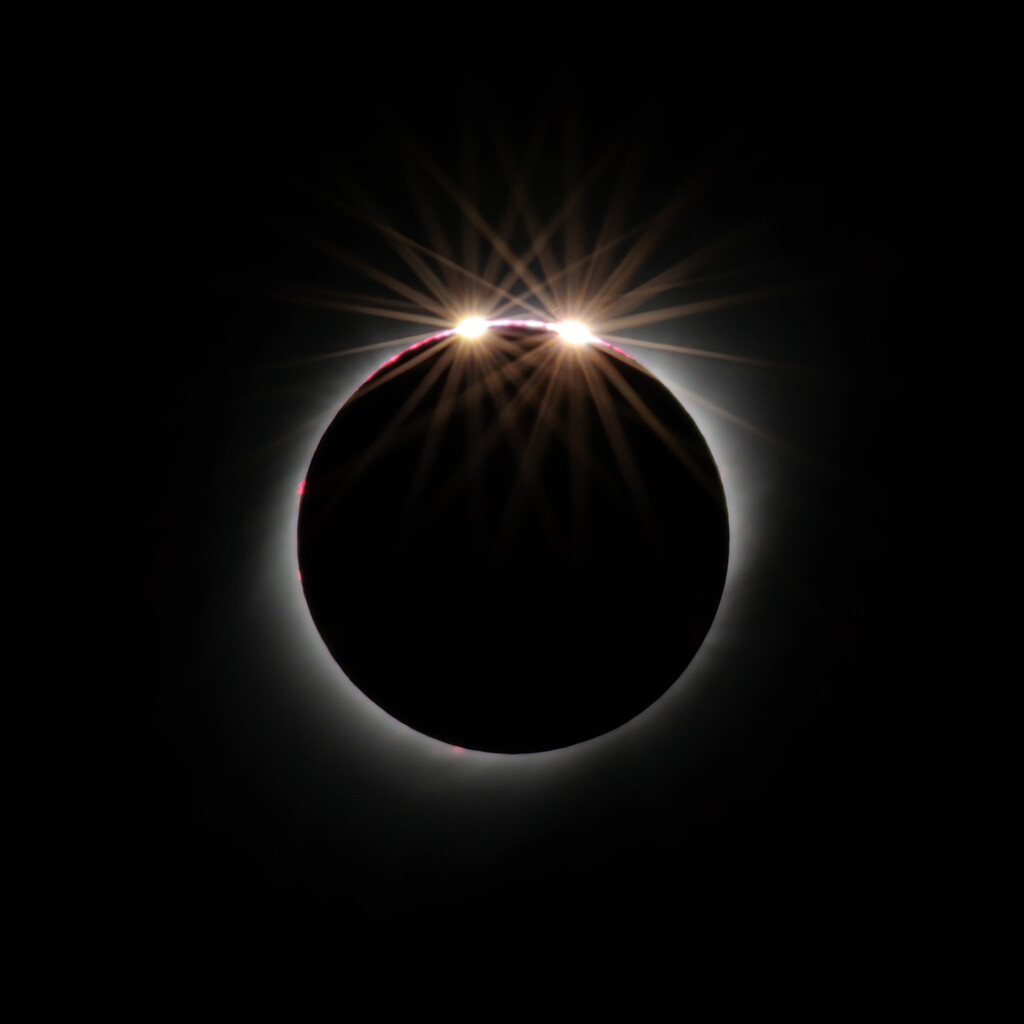 El trío ibérico de eclipses traerá tres oportunidades para ver el mismo fenómeno: así funcionan las perlas de Baily