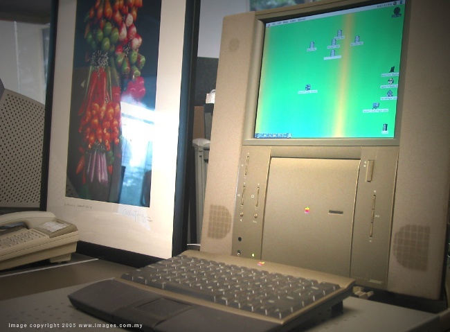 Macinstosh 20 Century