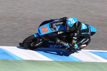 Pecco Bagnaia volverá al Sky Racing Team VR46 en 2017, para dar el salto a Moto2