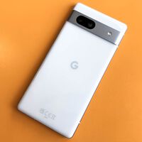 Ya puedes comprar el nuevo Google Pixel 7a de oferta en Amazon con unos auriculares inalámbricos Pixel Buds A de regalo