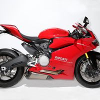 La Ducati 959 Panigale recupera los escapes por abajo, pero solo 25 unidades para Reino Unido 