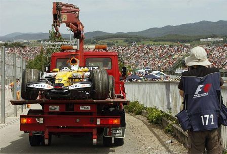 Renault le sigue dando vueltas al motor de Alonso