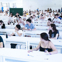 La guerra contra las "chuletas" se vuelve tecnológica: en una universidad de Valencia usarán cámaras térmicas 