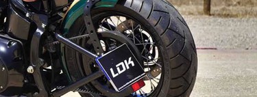 Adiós a las matrículas de siempre. Italia quiere que cada motorista lleve la suya personalizada, y podría extenderse por Europa 
