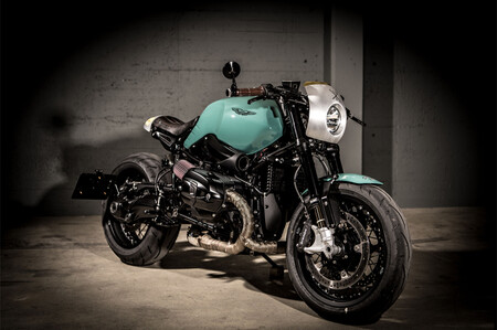 ¡Brutal! Pinceladas de Aston Martin en una preparación de la BMW R nineT que no renuncia al motor bóxer