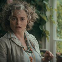 Helena Bonham Carter abandona la temporada 4 de 'The White Lotus' tras una semana de rodaje. Lo más curioso de todo es que su personaje será reescrito  