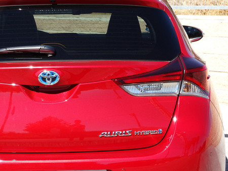 Prueba Toyota Auris Hybrid 2016 Exteriores