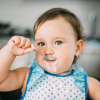 Los lácteos en la alimentación infantil: el yogur y el queso