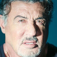 Sylvester Stallone: "Siempre he rechazado la frase envejece con dignidad. Cuanto mayor me hago, más busco abrazar a mi niño interior"