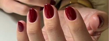 El nuevo color de uñas 2026 es tan bonito como el granate pero más interesante y juvenil