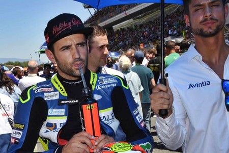 Los paragüeros llegan al equipo Reale Avintia para luchar contra la saturación sexual del paddock