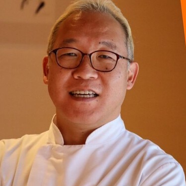 Crearon un sushi con tortilla quemada: este es el chef japonés que incendió las redes sociales con su invento