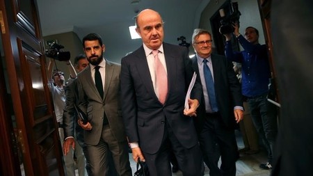 Éxitos y fracasos, así ha sido la trayectoria de Luis de Guindos como Ministro de Economía