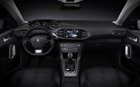 Peugeot 308 SW 2014 - interior