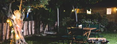 Lidl lanza mañana, jueves 2 de abril, los faroles solares Led que transformarán por completo tu jardín o terraza por menos de 10 euros