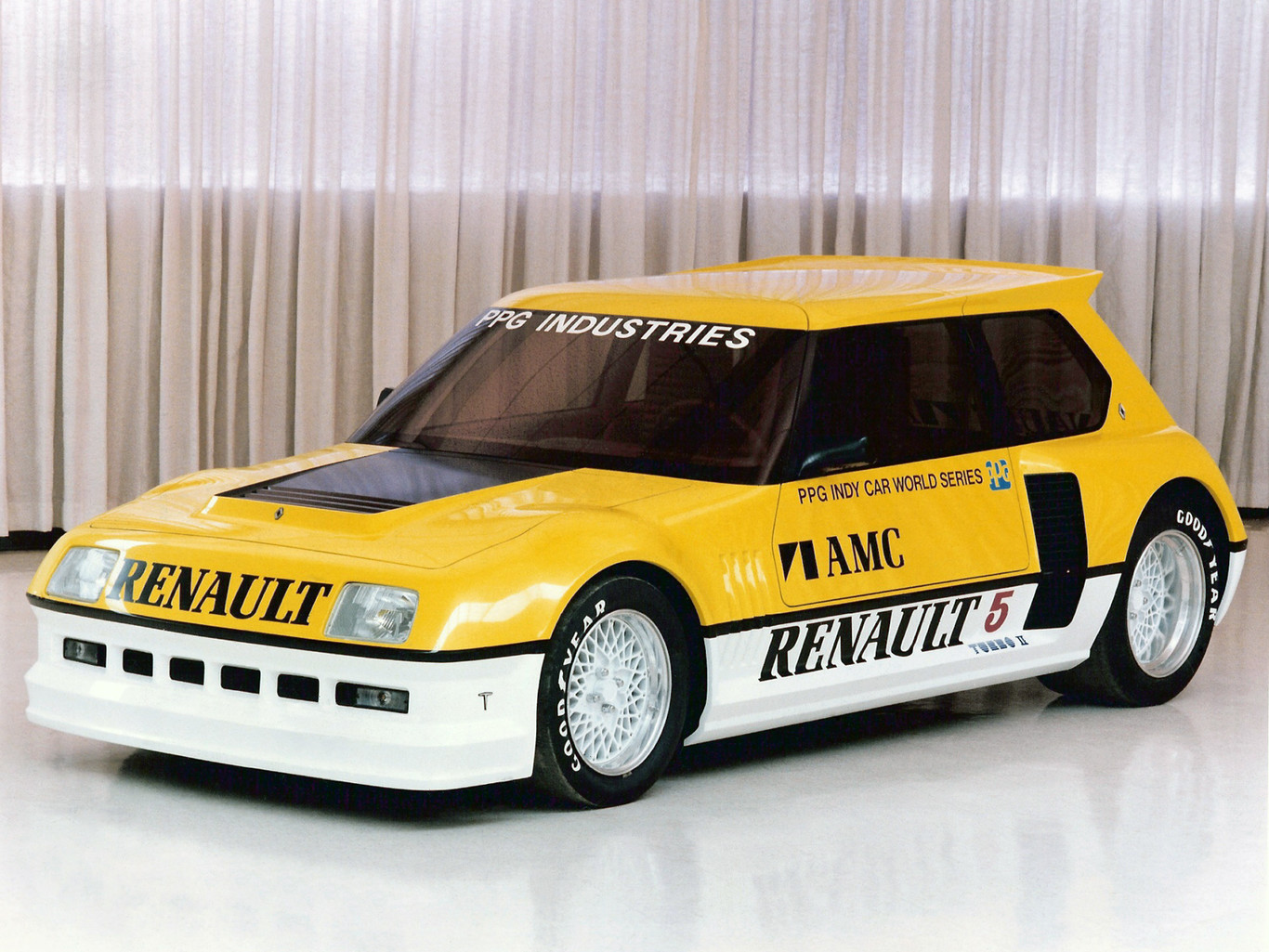 El Renault 5 Turbo II PPG Pace Car es el safety car más cool de la historia