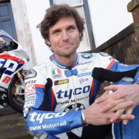 Guy Martin en el ojo del huracán por la prueba del Aston Martin Vanquish en la Isla de Man