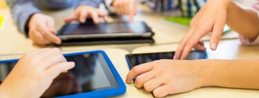 400 expertos han dictado sentencia al uso de dispositivos como el iPad en colegios de Madrid. Así queda la normativa a partir de septiembre 400 expertos han dictado sentencia al uso de dispositivos como el iPad en colegios de Madrid. Así queda la normativa a partir de septiembre