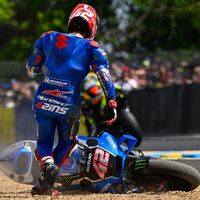 El drama de Suzuki desde que anunció su marcha de MotoGP: cuatro caídas, cero puntos y adiós al mundial 