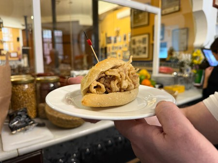 Tapeo En La Pena Flamenca De Jaen