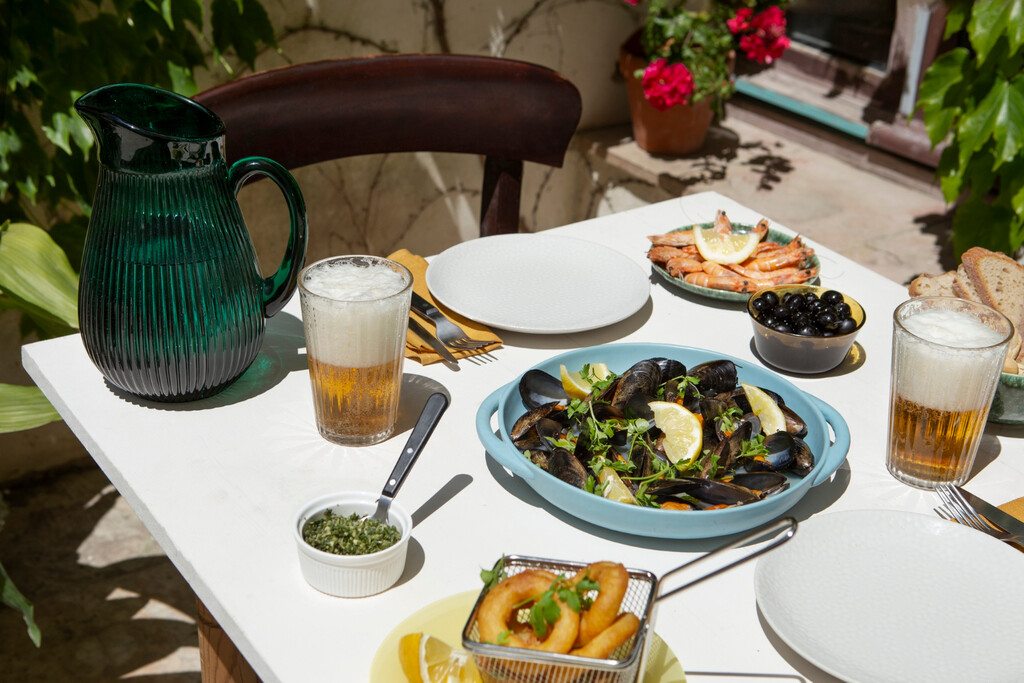 Adiós a las moscas en la comida con esta solución limpia, cómoda y que no afectará de ninguna forma a los alimentos 