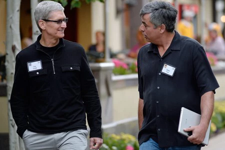 Tim Cook y Eddy Cue Tim Cook y Eddy Cue