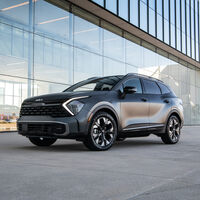 KIA Sportage PHEV 2023: 50 km en modo eléctrico y una alineación que no deja de crecer